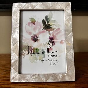 Nicole Miller mother of pearl 5x7 Picture frame